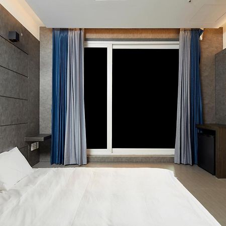Elren Hotel Jeju Seogwipo Extérieur photo